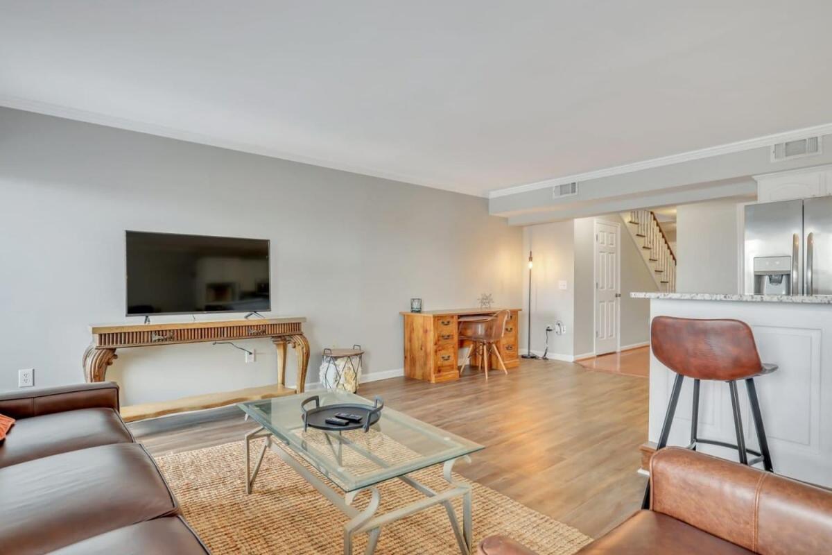 Eagle'S Nest - Spacious Loft Downtown - Near Gsu Statesboro Esterno foto