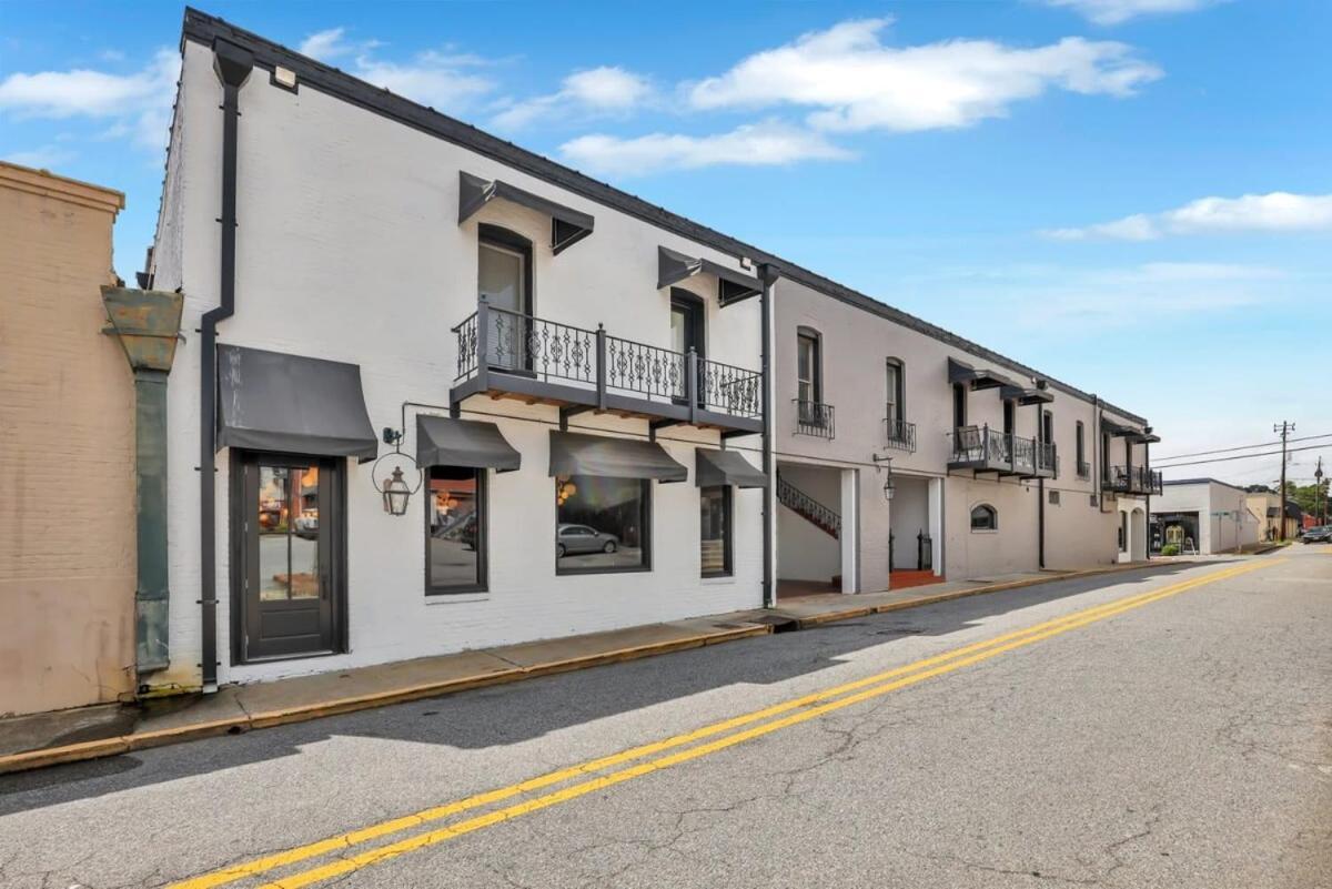 Eagle'S Nest - Spacious Loft Downtown - Near Gsu Statesboro Esterno foto