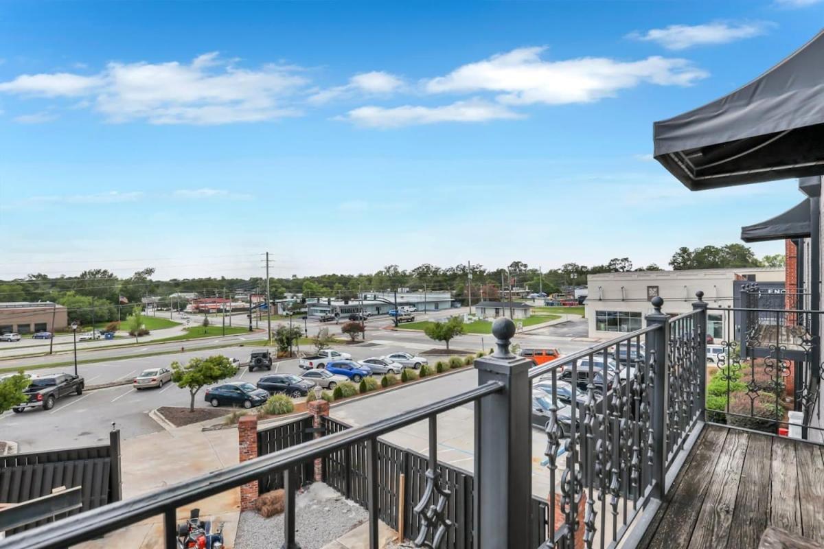 Eagle'S Nest - Spacious Loft Downtown - Near Gsu Statesboro Esterno foto