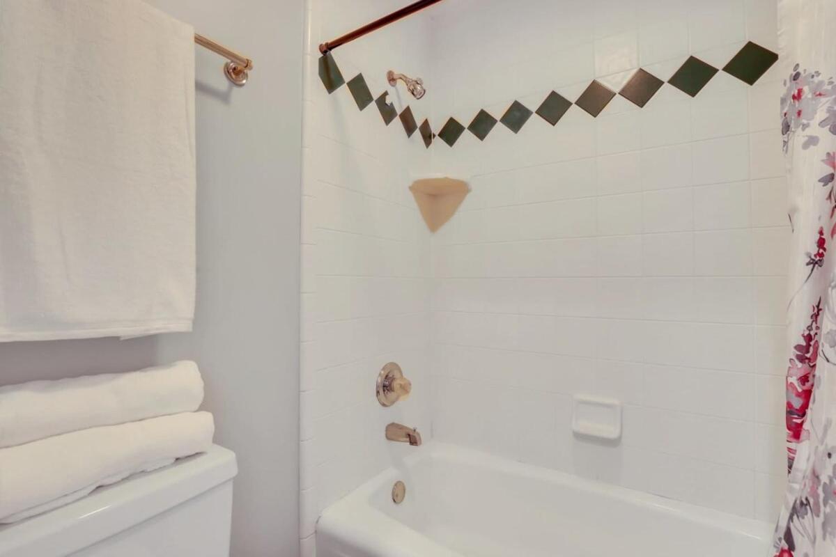 Eagle'S Nest - Spacious Loft Downtown - Near Gsu Statesboro Esterno foto