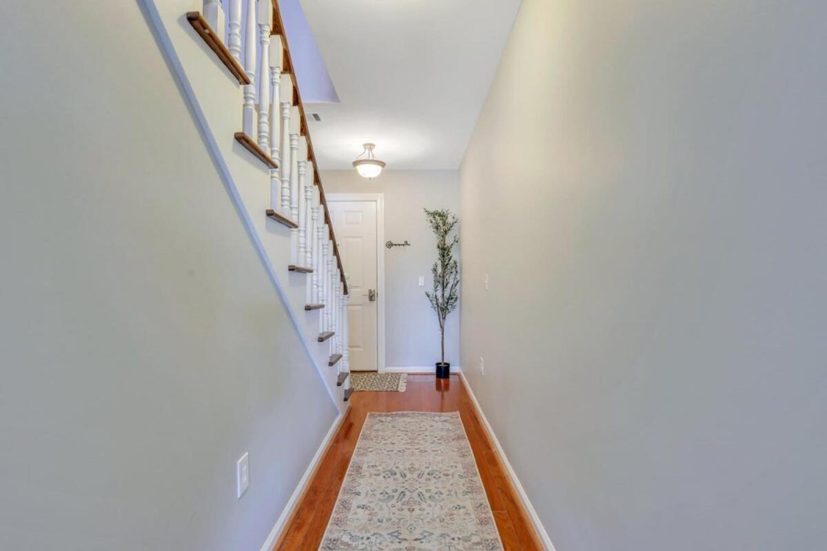 Eagle'S Nest - Spacious Loft Downtown - Near Gsu Statesboro Esterno foto